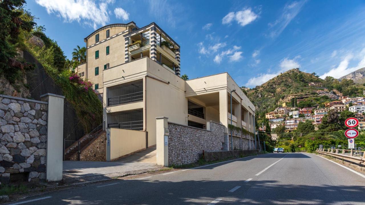 Beautiful Apartment In The Centre Of Taormina Esterno foto