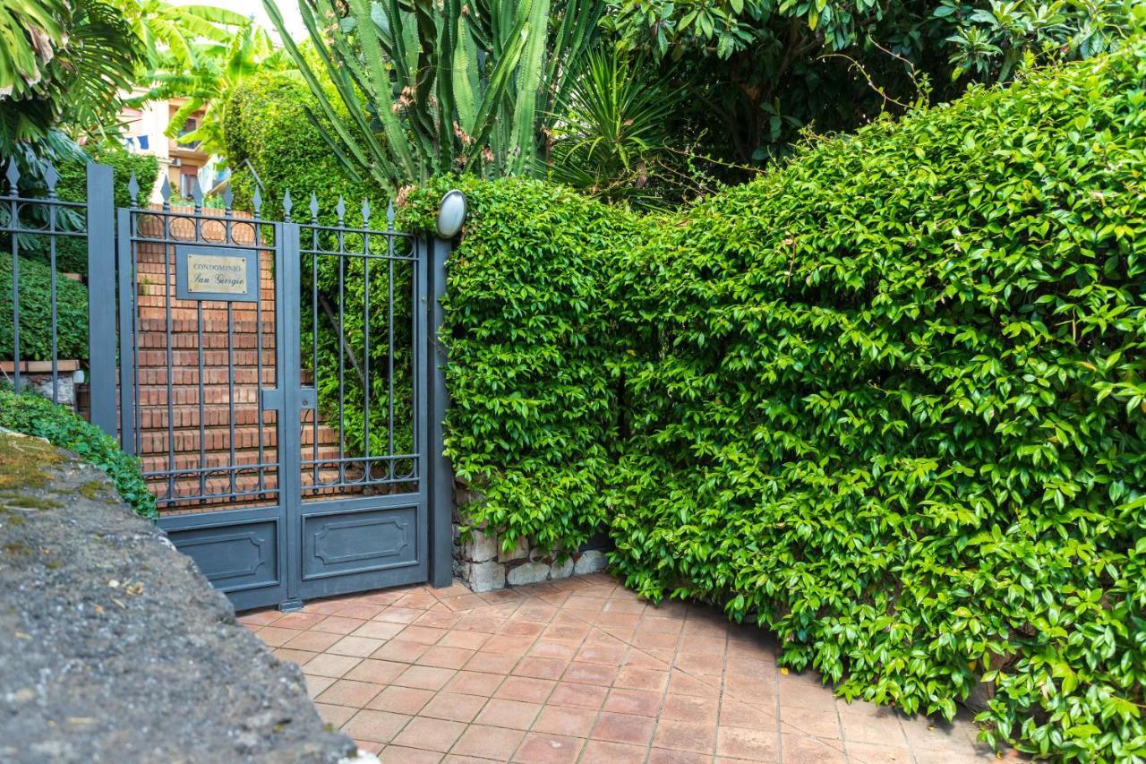 Beautiful Apartment In The Centre Of Taormina Esterno foto